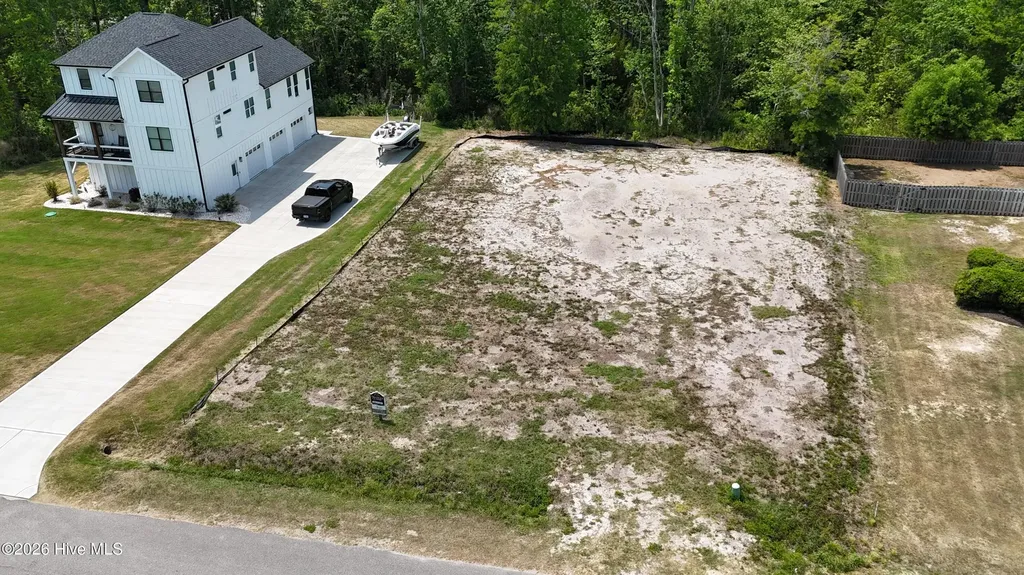 208 River Oats Court Holly Ridge NC 28445