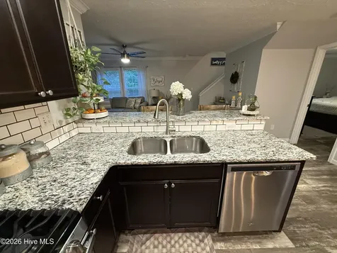 5251 Nc Highway 231 Zebulon NC 27597