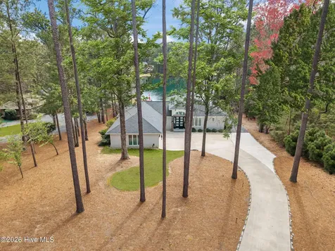 111 Vanore Road West End NC 27376