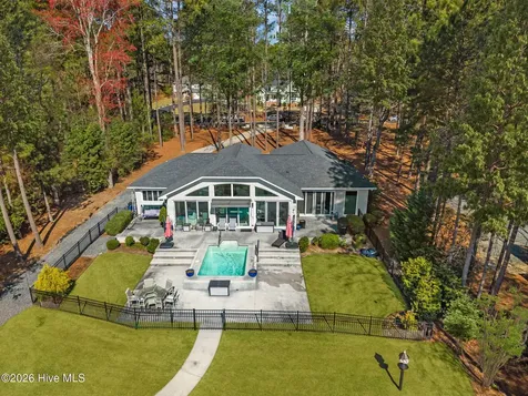 111 Vanore Road West End NC 27376