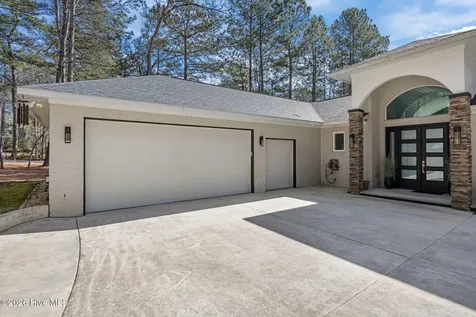111 Vanore Road West End NC 27376