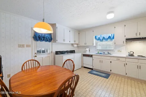 501 Pine Needles Court Goldsboro NC 27534