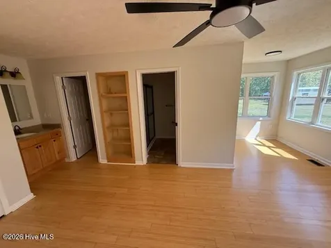 162 E Twelve Oaks Road Raeford NC 28376
