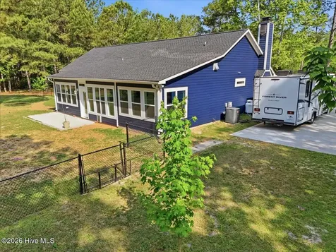 159 Big Macedonia Road NW Supply NC 28462