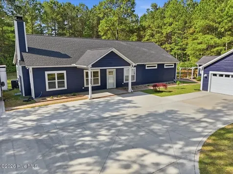 159 Big Macedonia Road NW Supply NC 28462
