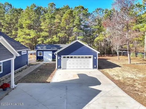 159 Big Macedonia Road NW Supply NC 28462