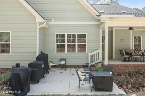 110 Vanore Road West End NC 27376