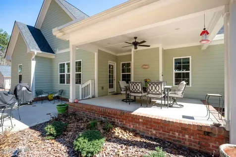 110 Vanore Road West End NC 27376