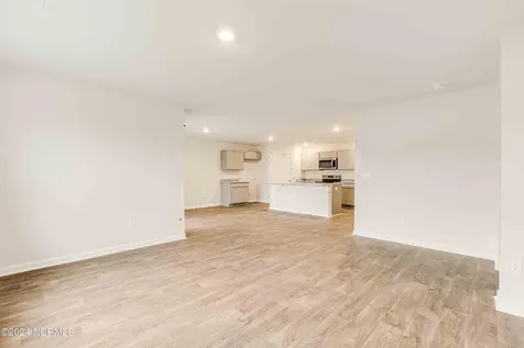 282 Marshwood Street Richlands NC 28574