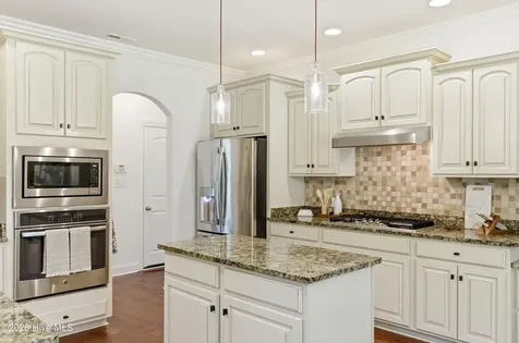 74 Aster Place Hampstead NC 28443