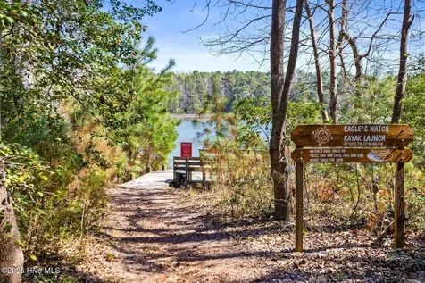 74 Aster Place Hampstead NC 28443