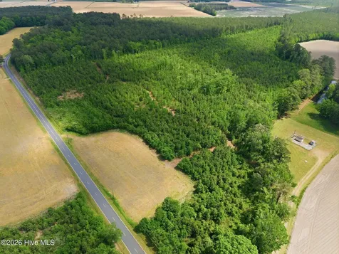 2733 Jim Taylor Road Stokes NC 27884