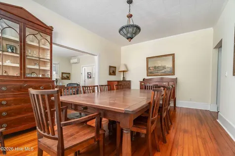 205 High Street Oriental NC 28571