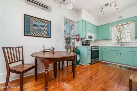205 High Street Oriental NC 28571
