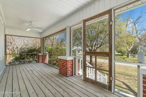 205 High Street Oriental NC 28571