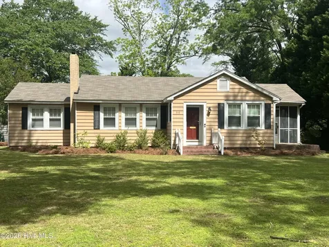 310 S Howard Circle Tarboro NC 27886