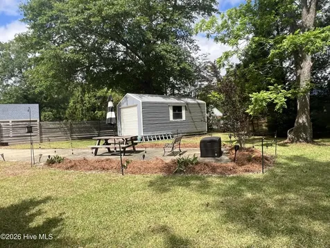 310 S Howard Circle Tarboro NC 27886