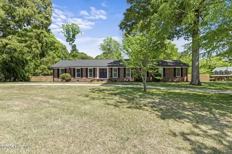 100 Deerfield Road Jacksonville NC 28540