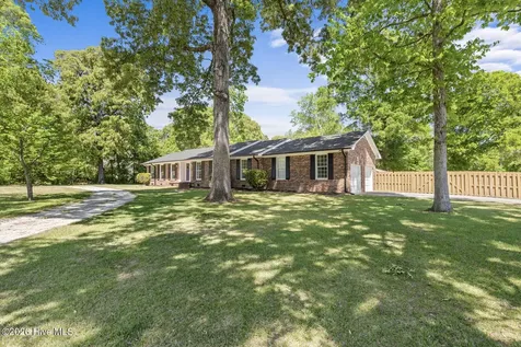 100 Deerfield Road Jacksonville NC 28540