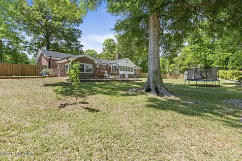 100 Deerfield Road Jacksonville NC 28540