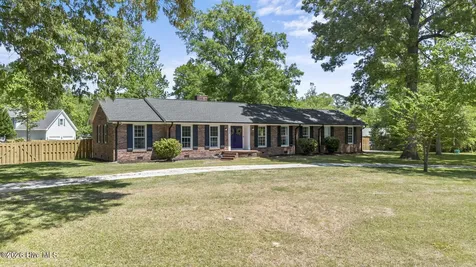 100 Deerfield Road Jacksonville NC 28540