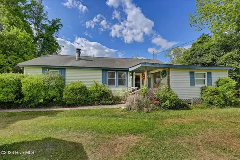 107 Long Leaf Drive Wilmington NC 28401