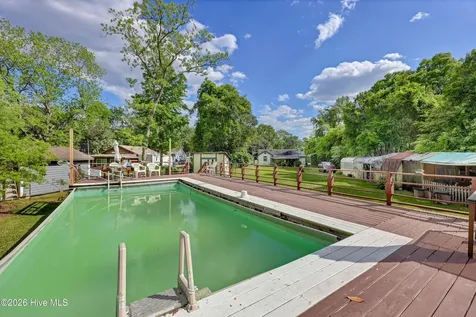 107 Long Leaf Drive Wilmington NC 28401
