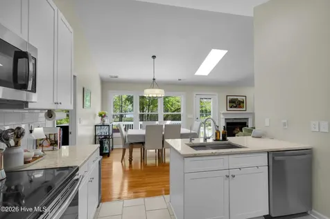 107 Sandpiper Court New Bern NC 28562