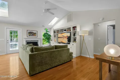 107 Sandpiper Court New Bern NC 28562