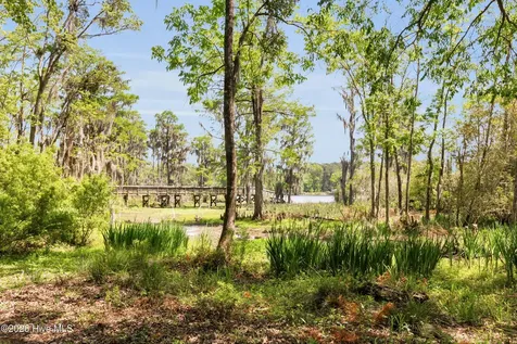 107 Sandpiper Court New Bern NC 28562