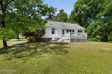 107 Sandpiper Court New Bern NC 28562