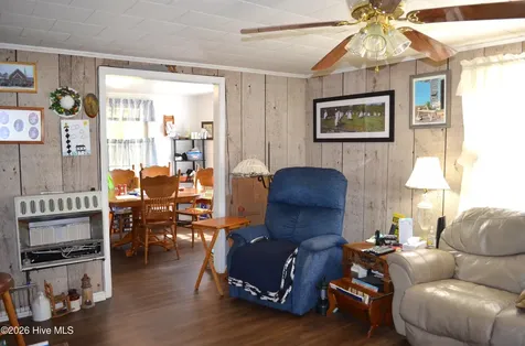 158 Otway Farm Road Beaufort NC 28516