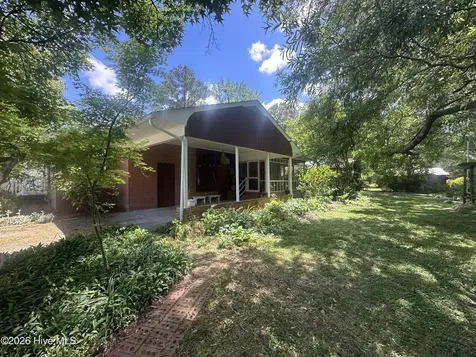 604 W Woodland Avenue Woodland NC 27897
