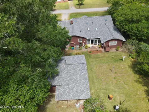 604 W Woodland Avenue Woodland NC 27897