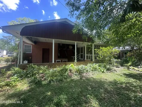 604 W Woodland Avenue Woodland NC 27897