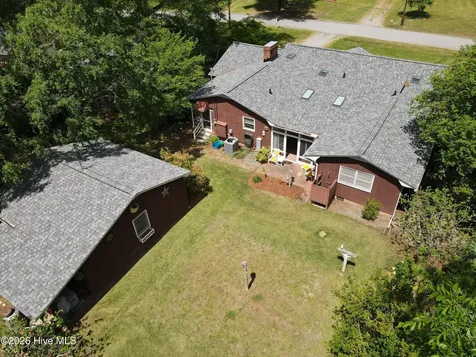 604 W Woodland Avenue Woodland NC 27897