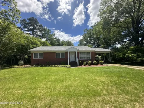 604 W Woodland Avenue Woodland NC 27897