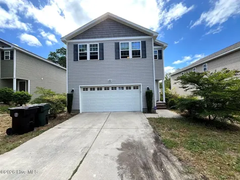 203 S Pine Street Aberdeen NC 28315