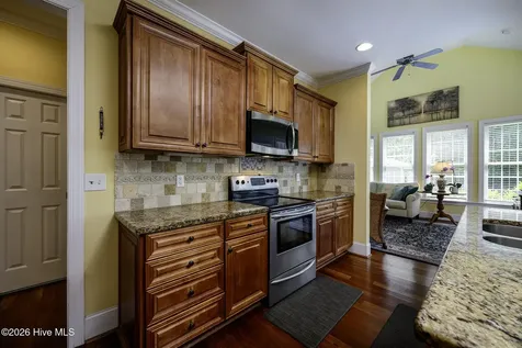 135 Staffordshire Drive New Bern NC 28562