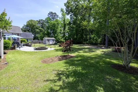 135 Staffordshire Drive New Bern NC 28562