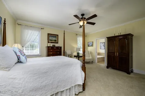 135 Staffordshire Drive New Bern NC 28562