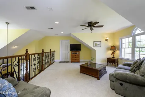 135 Staffordshire Drive New Bern NC 28562