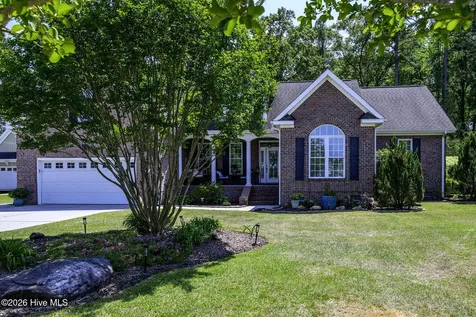 135 Staffordshire Drive New Bern NC 28562