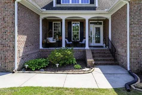 135 Staffordshire Drive New Bern NC 28562