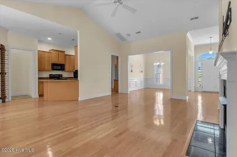 4176 Skeffington Court Southport NC 28461
