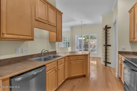4176 Skeffington Court Southport NC 28461