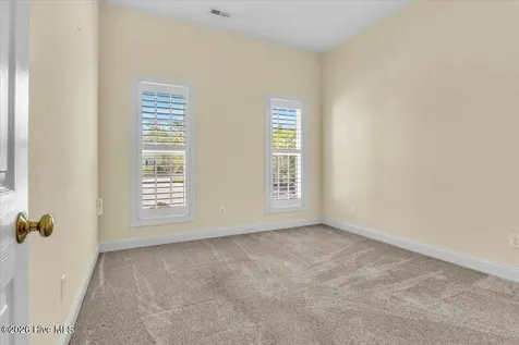 4176 Skeffington Court Southport NC 28461