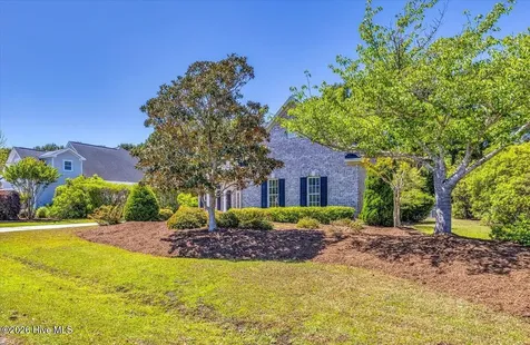 4176 Skeffington Court Southport NC 28461
