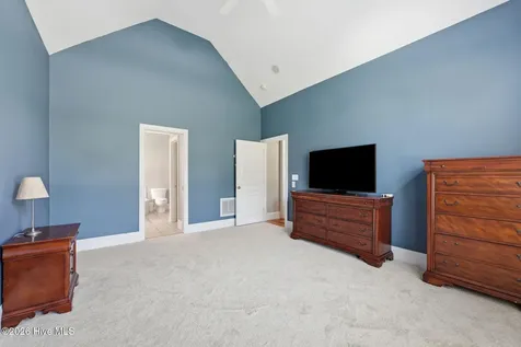 202 Emmen Road New Bern NC 28562