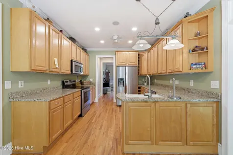 202 Emmen Road New Bern NC 28562